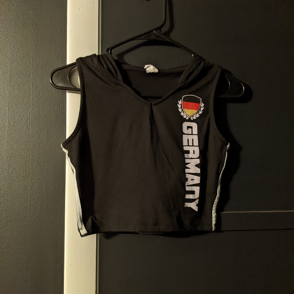 Crop top